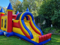 Piepūšamās atrakcija KARALISTE 14 metri gara Piepūšamās atrakcija KARALISTE 14 metri gara