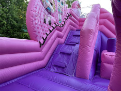 Piepūšamās atrakcijas noma L.O.L.