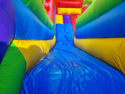 Slidkalniņš Lego atrakcijā