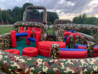 Piepūšamā atrakcija STAFETE Piepūšamā atrakcija STAFETE, 31 metru gara šķēršļu josla