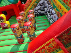 Piepūšamās atrakcija Pūķa parks Piepūšamās atrakcija Pūķa parks