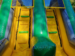 Piepūšamā atrakcija STAFETE Piepūšamā atrakcija STAFETE