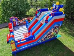 Liela piepūšamā atrakcija ROBOTS ar slidkalniņu un šķēršļiem robota ballītei Liela piepūšamā atrakcija ROBOTS ar slidkalniņu un šķēršļiem